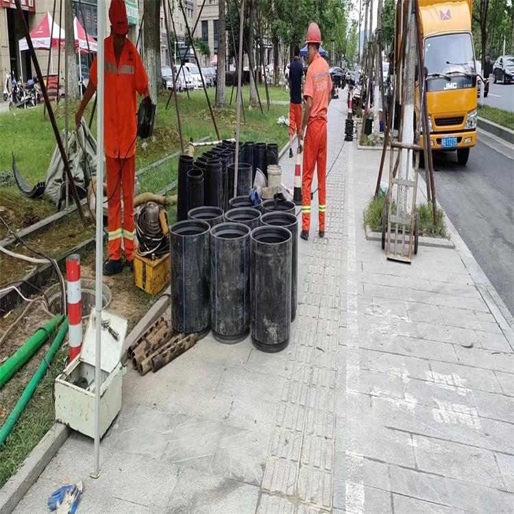 复兴管道短管置换修复